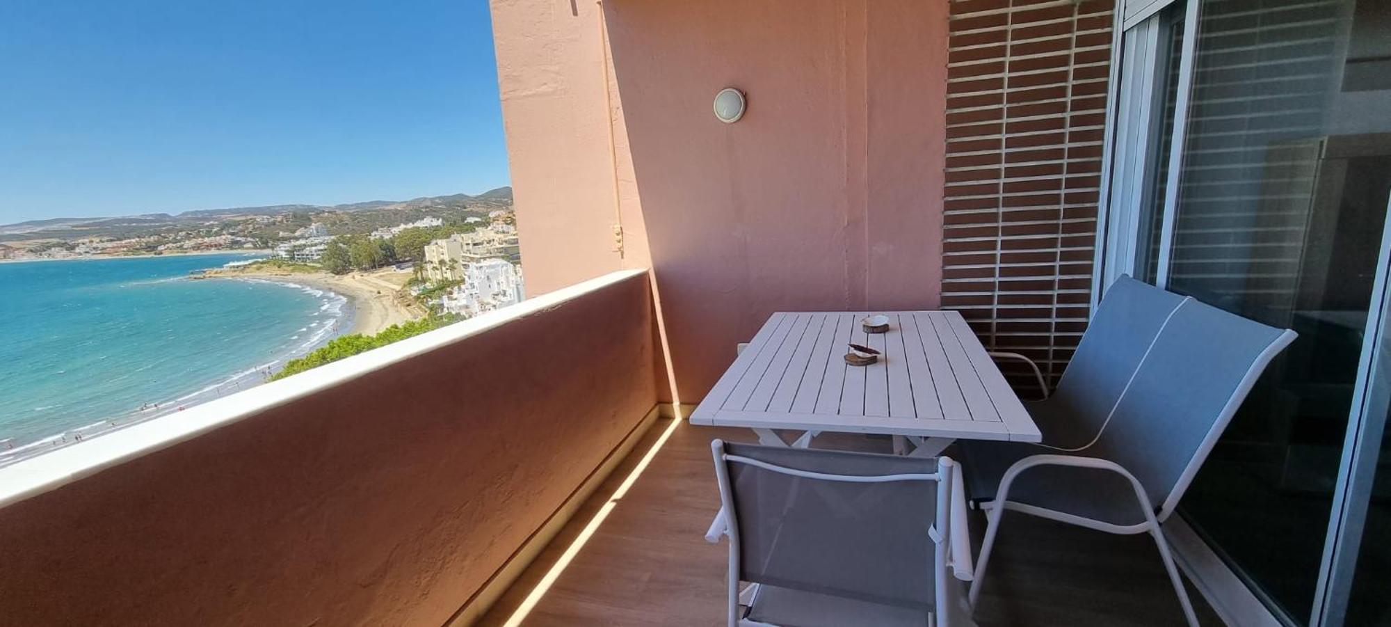 Apartamento Playa Del Cristo Estepona Exterior foto